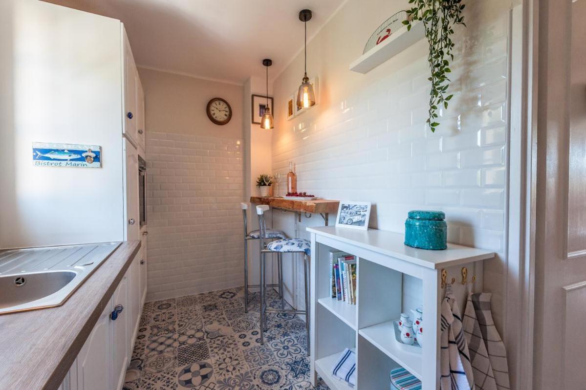 Appartement Le Poisson Bleu Saint-Raphaël المظهر الخارجي الصورة